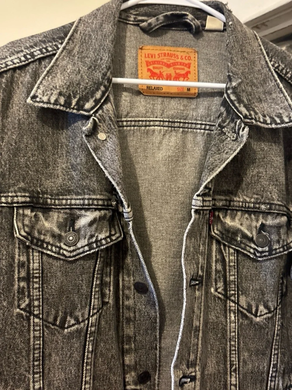 Levi’s Men’s Denim Trucker Jacket Medium Gray Acid Wash - Picture 3 of 6